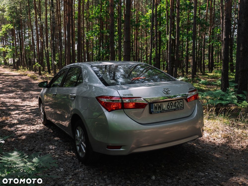 Toyota Corolla - 15