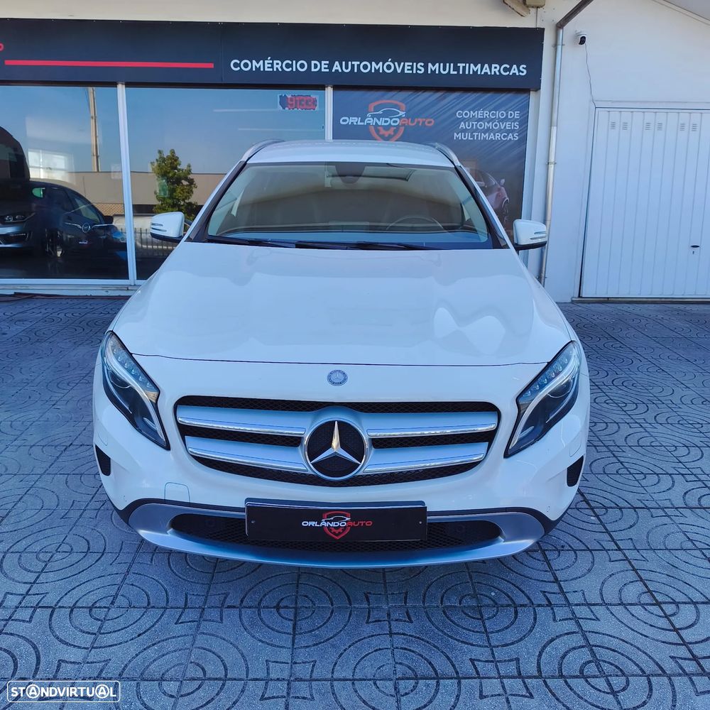 Mercedes-Benz GLA 180 CDI Urban - 9