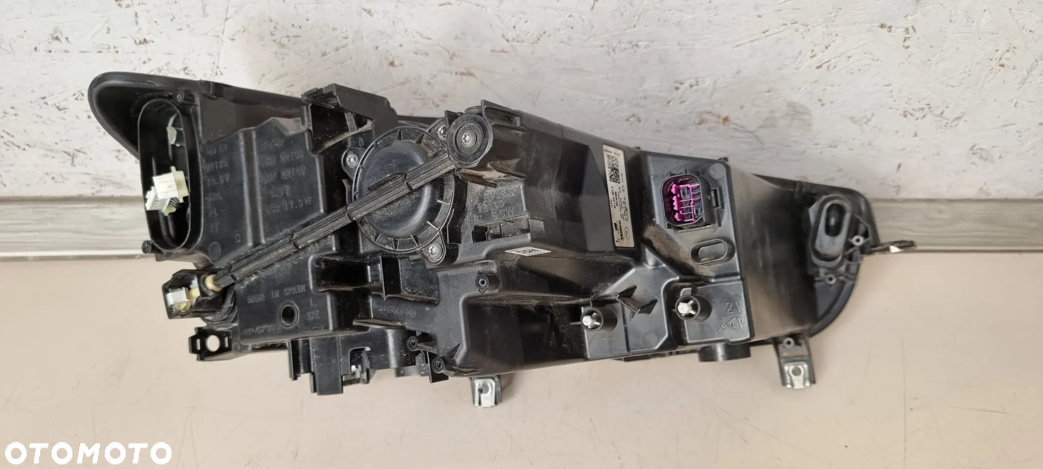 Lampa FULL LED przód lewa SEAT TARRACO 5FJ - 6
