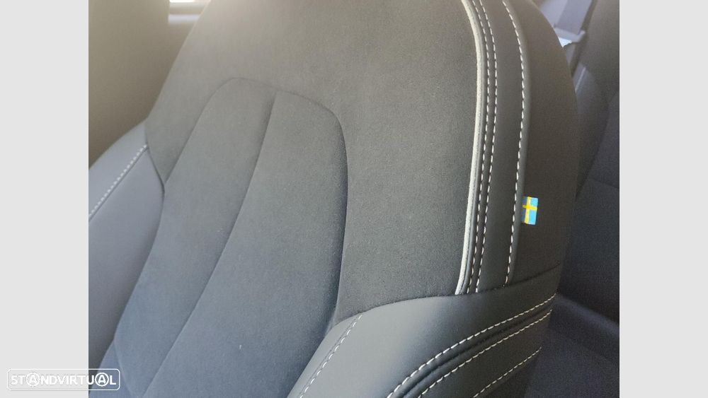 Volvo XC 40 2.0 B3 Core - 20