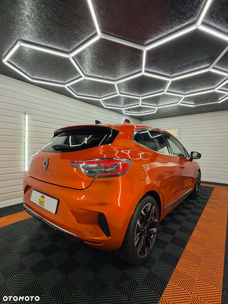 Renault Clio - 7