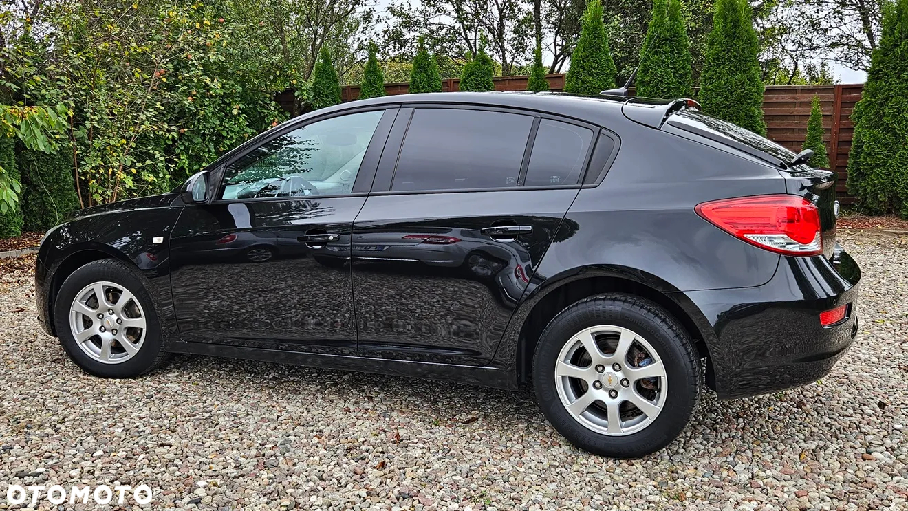 Chevrolet Cruze - 8
