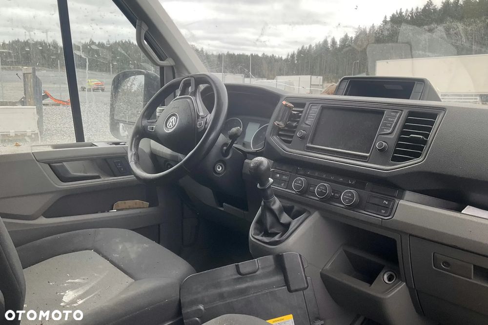 Volkswagen CRAFTER L2H2 - 7