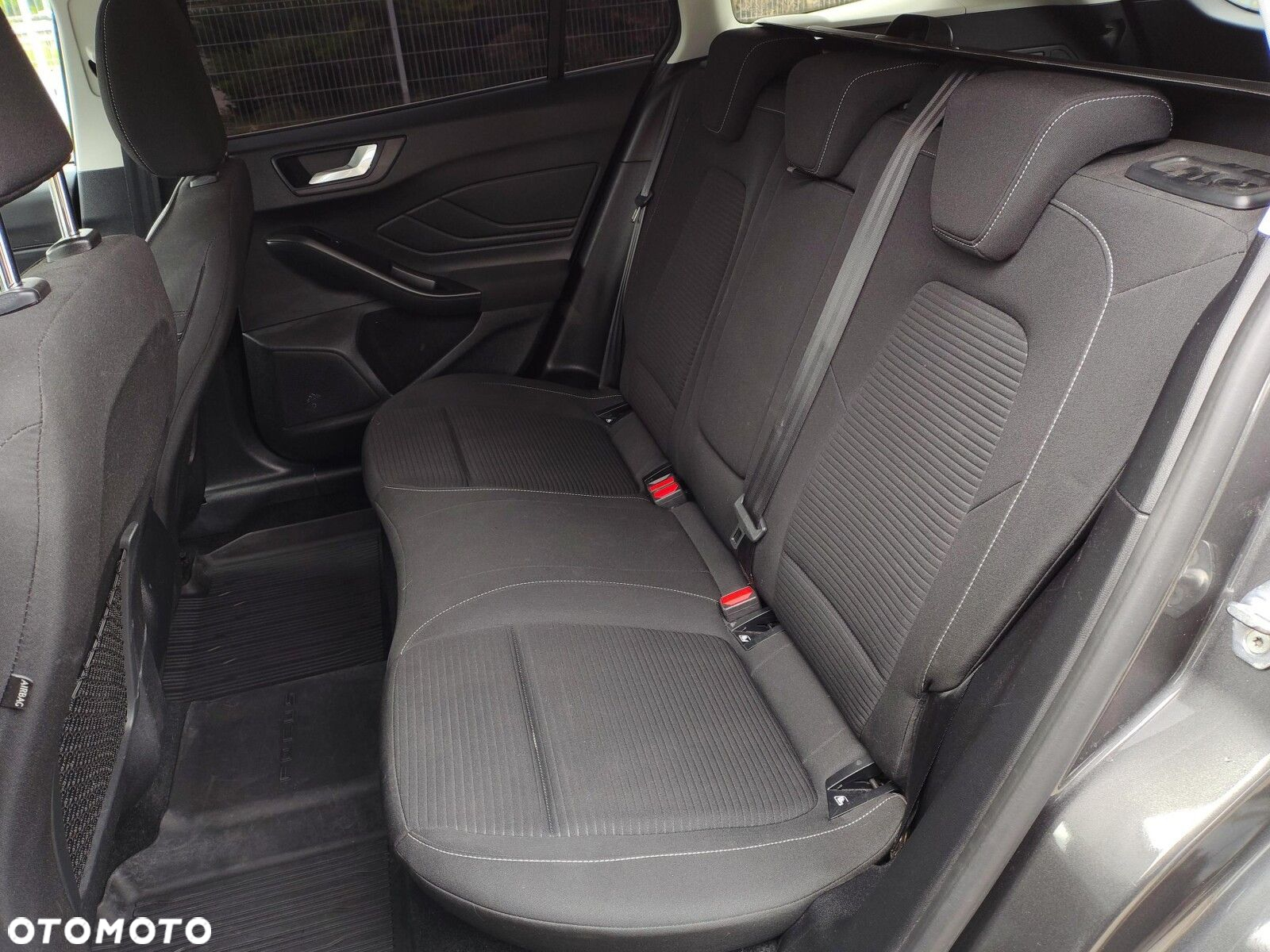 Ford Focus - 12