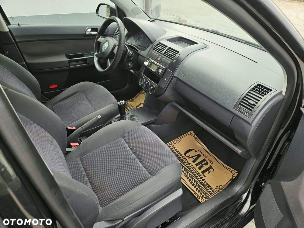 Volkswagen Polo 1.4 TDI Tour - 15