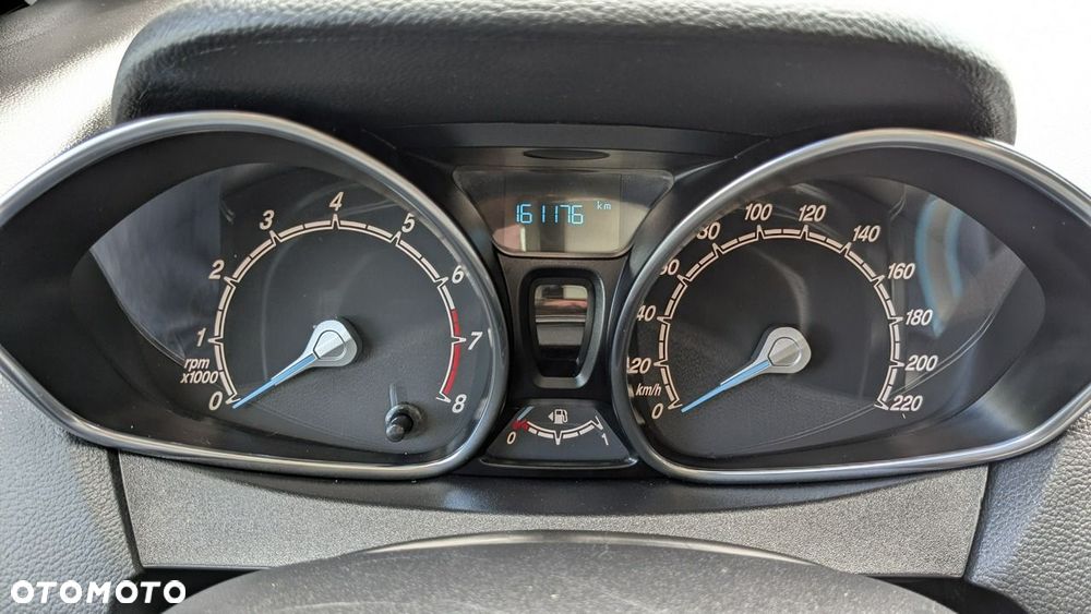 Ford B-MAX - 25
