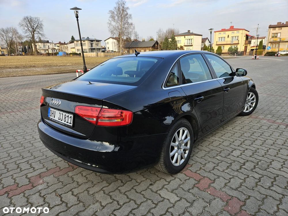 Audi A4 Limousine 2.0 TDI DPF quattro Ambiente - 4