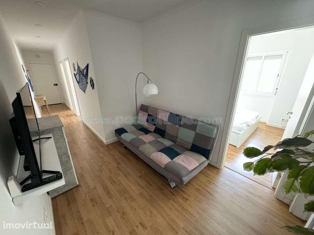 Apartamento T2 remodelado no centro da vila - Grande imagem: 3/13