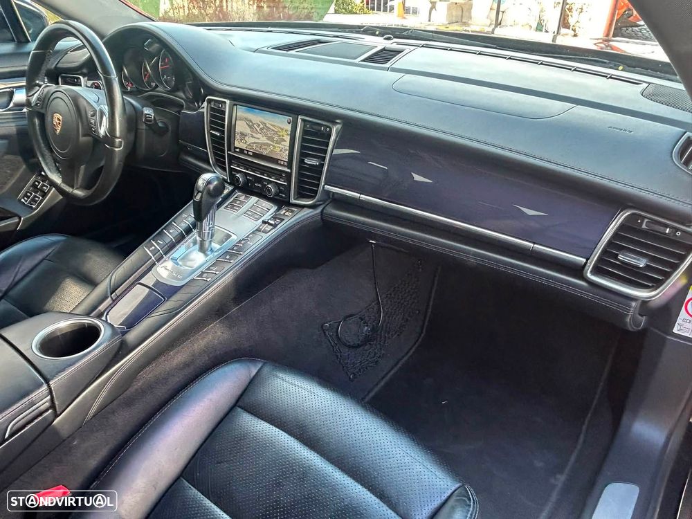 Porsche Panamera Platinum Edition - 39