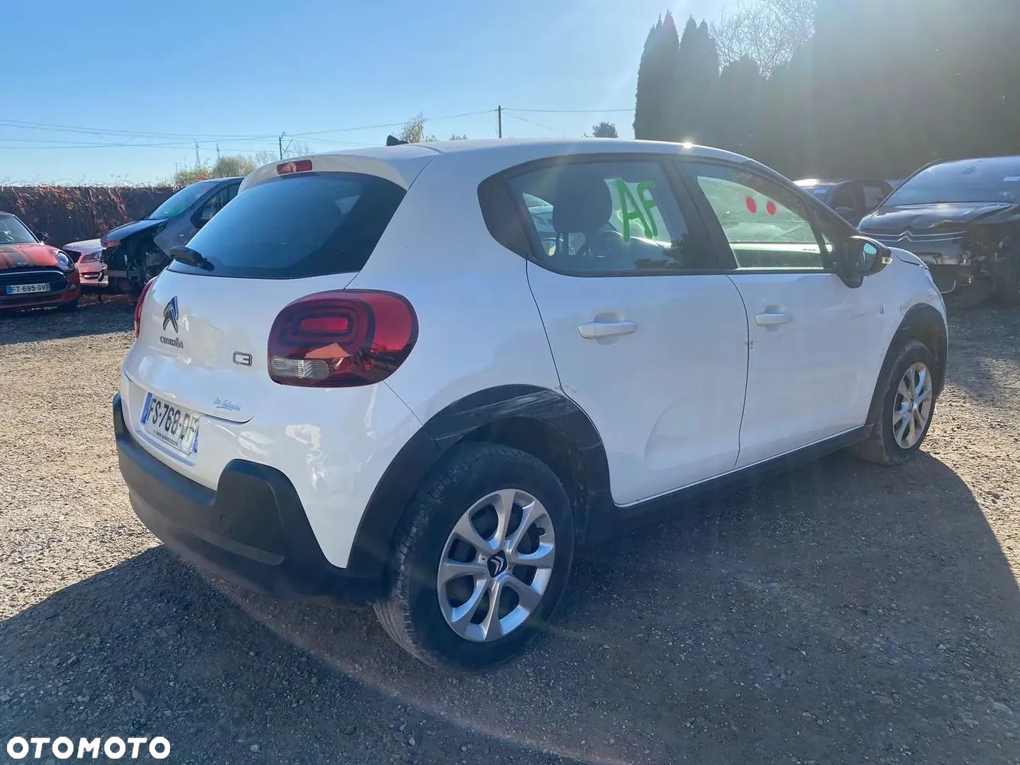 Citroën C3 1.2 PureTech Live - 1