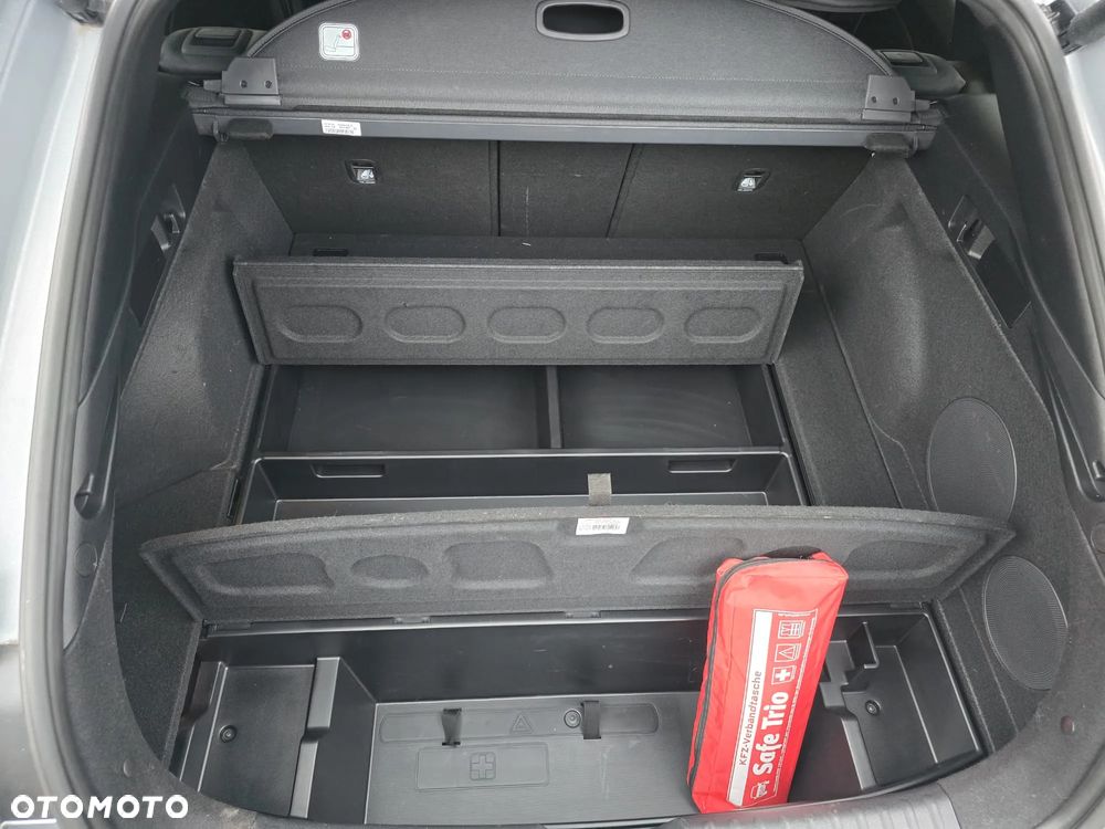 Kia ProCeed 1.6 T-GDI GT DCT - 38