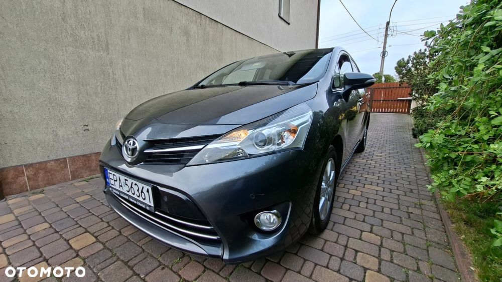 Toyota Verso 1.6 D-4D Premium EU6 - 2