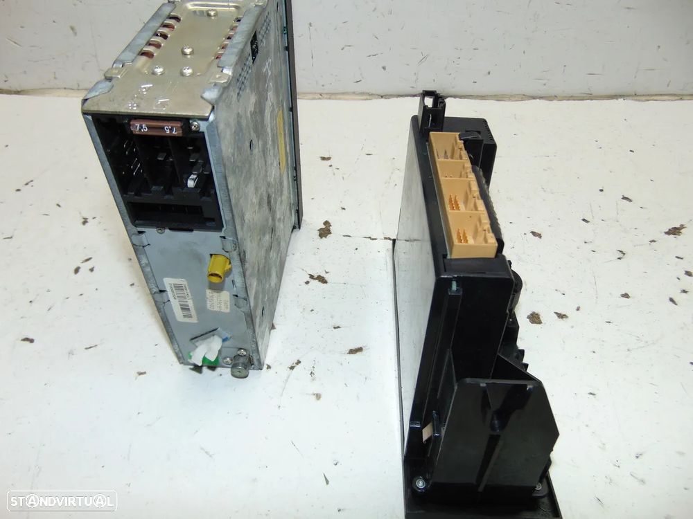 Audi A2 rádio/comando ar condicionado - 6