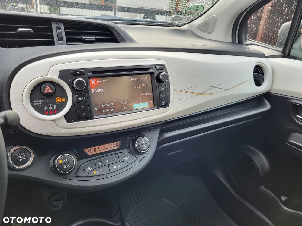 Toyota Yaris - 19