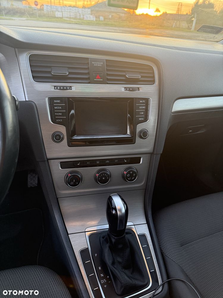 Volkswagen Golf - 7