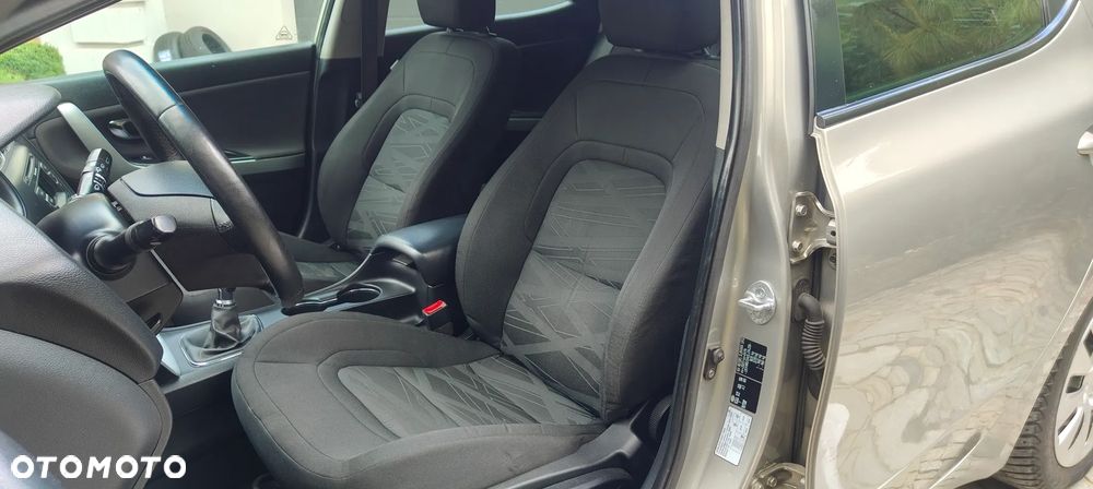 Kia Ceed 1.6 GDI ISG Platinum Edition - 15