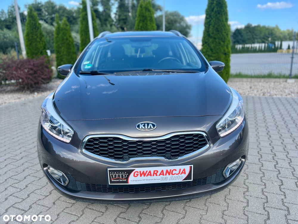 Kia Ceed 1.6 GDI ISG Platinum Edition - 2