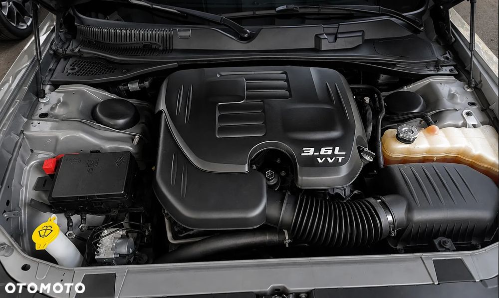 Dodge Challenger - 14