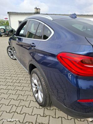 BMW X4 xDrive20i - 18