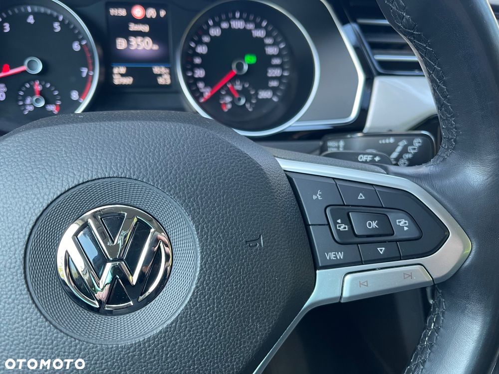 Volkswagen Passat 2.0 TSI Business DSG - 12