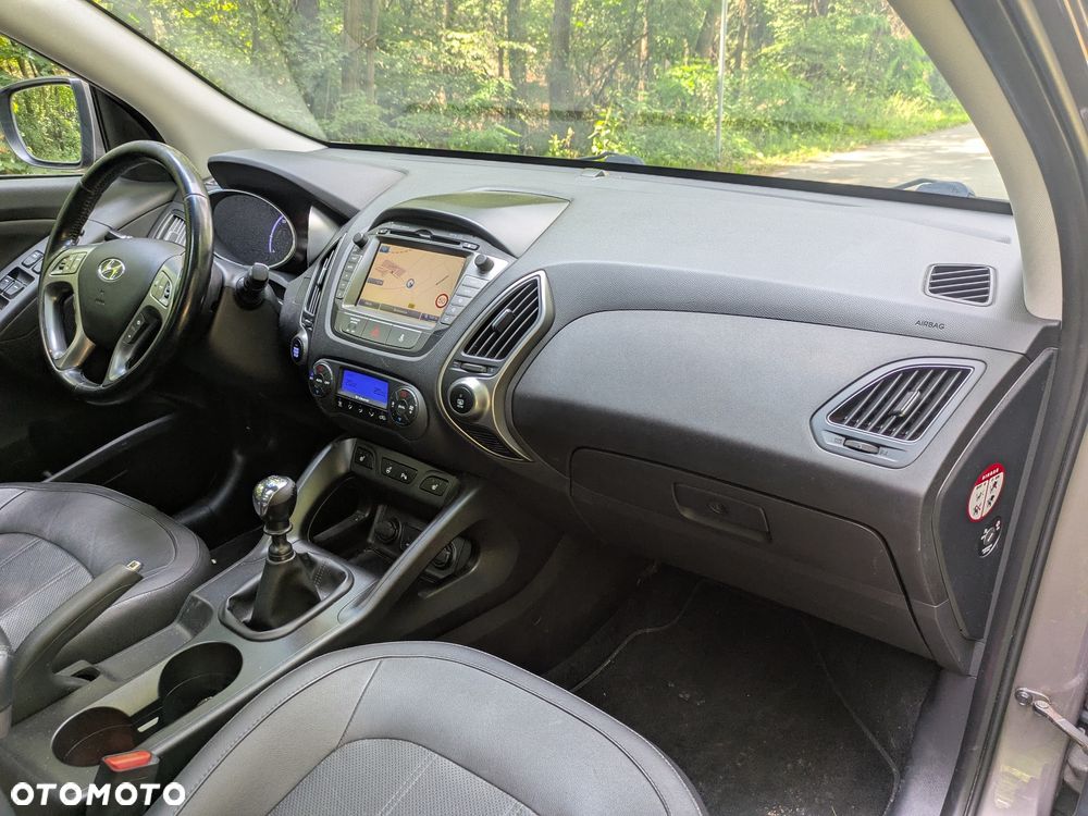 Hyundai ix35 2.0 CRDi 4WD Premium - 16