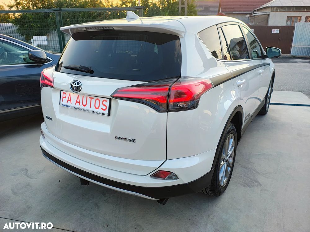 Toyota RAV4 2.0 D-4D 2WD Executive - 26