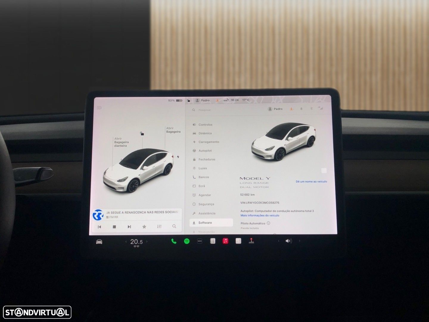 Tesla Model Y - 4