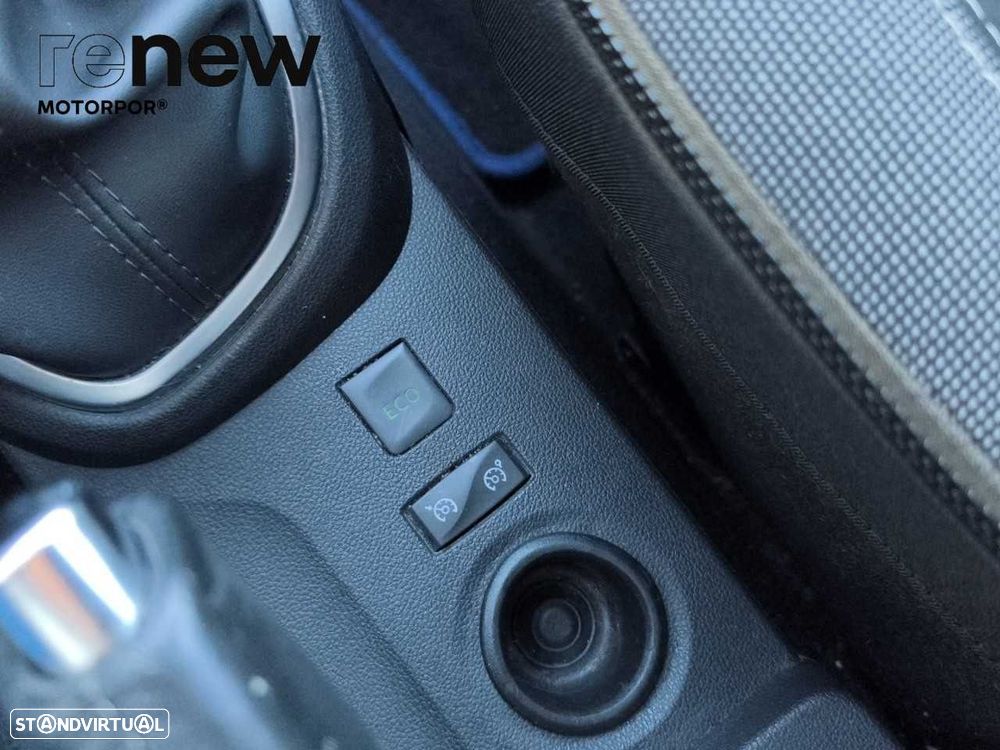 Renault Captur 1.2 TCe Exclusive XMOD - 26