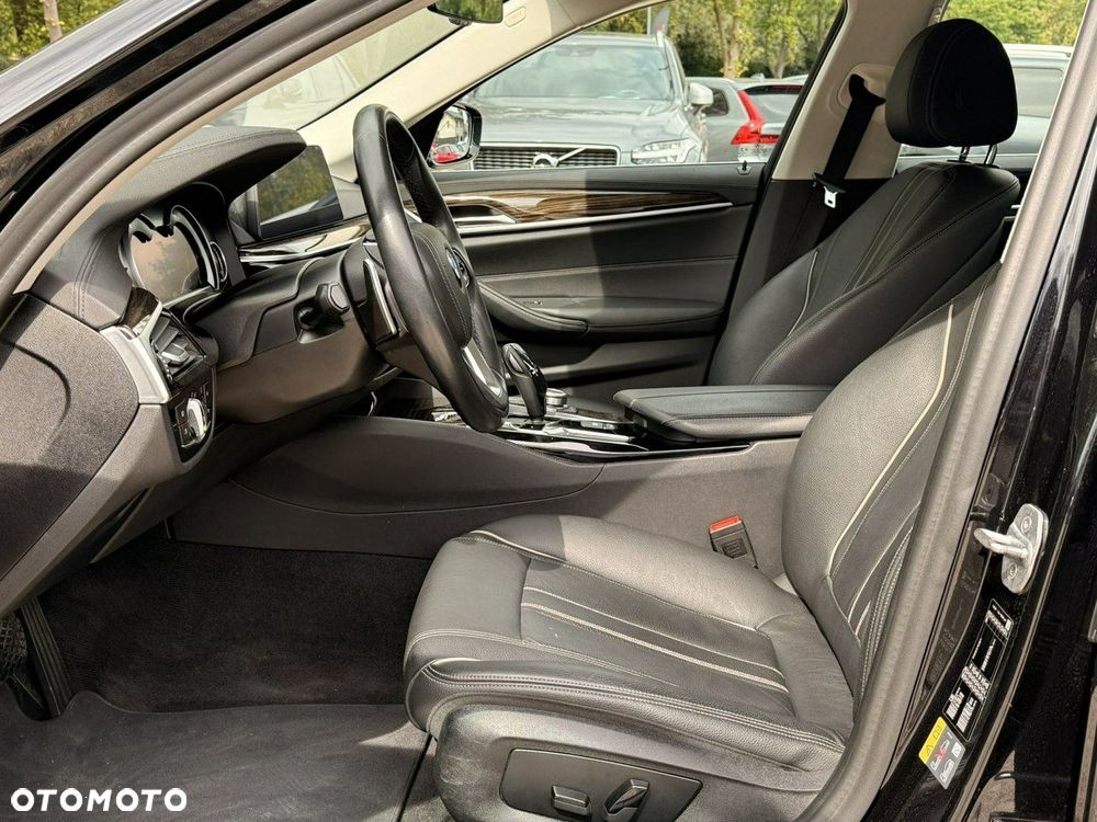 BMW Seria 5 - 12