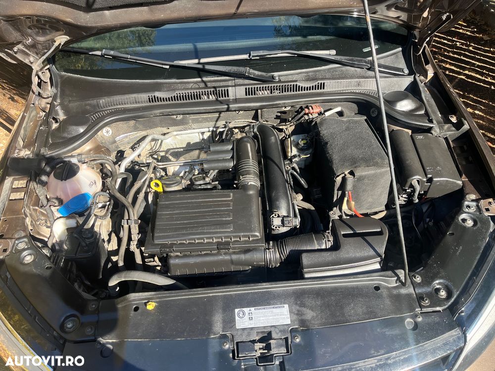 Volkswagen Jetta - 22