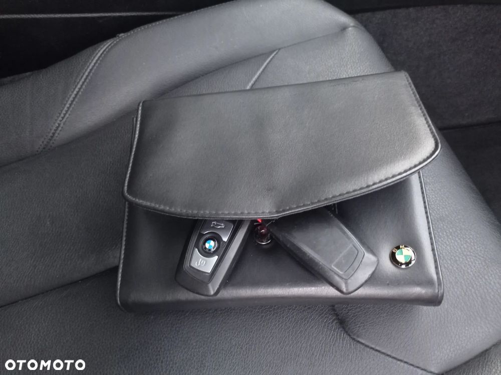 BMW Seria 1 118d Sport Line - 10