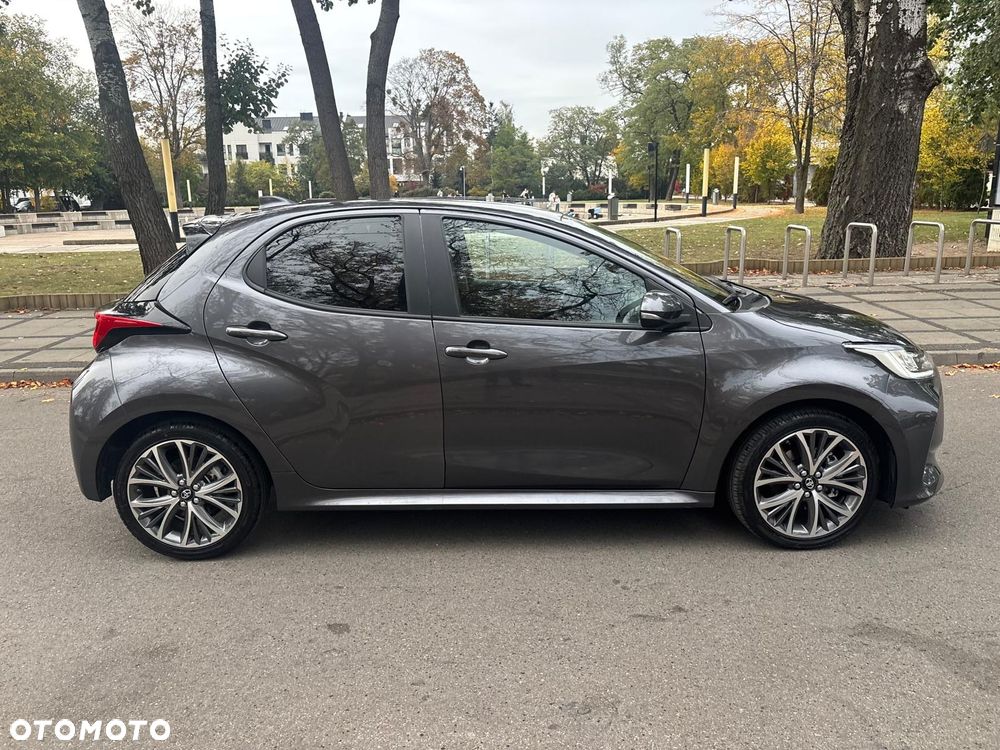 Toyota Yaris - 12