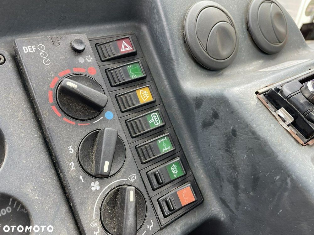 Multicar Multicar M-3  Kosiarka Teleskopowa posypywarka pług 2008 - 12