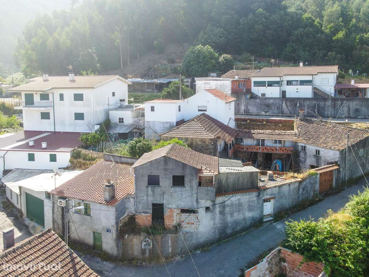 Moradia T1, para Reconstruir, Vila Nova, Miranda do Corvo - Grande imagem: 2/16