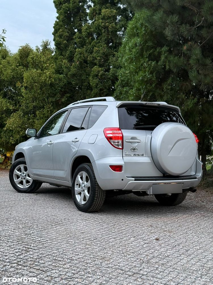 Toyota RAV4 2.0 VVT-i Premium MS - 1