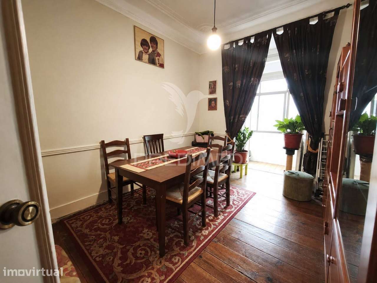 Apartamento com 7 divisões, com Logradouro no Coração de Lisboa — U... - Grande imagem: 4/15