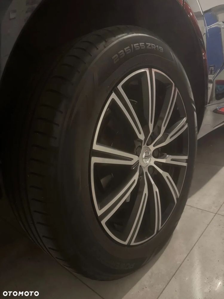 Volvo XC 60 - 25