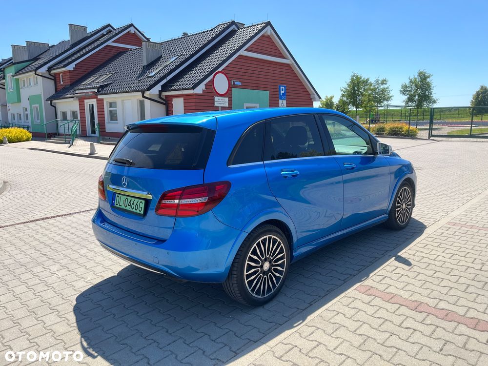 Mercedes-Benz Klasa B (Electric Drive) 250 e - 4