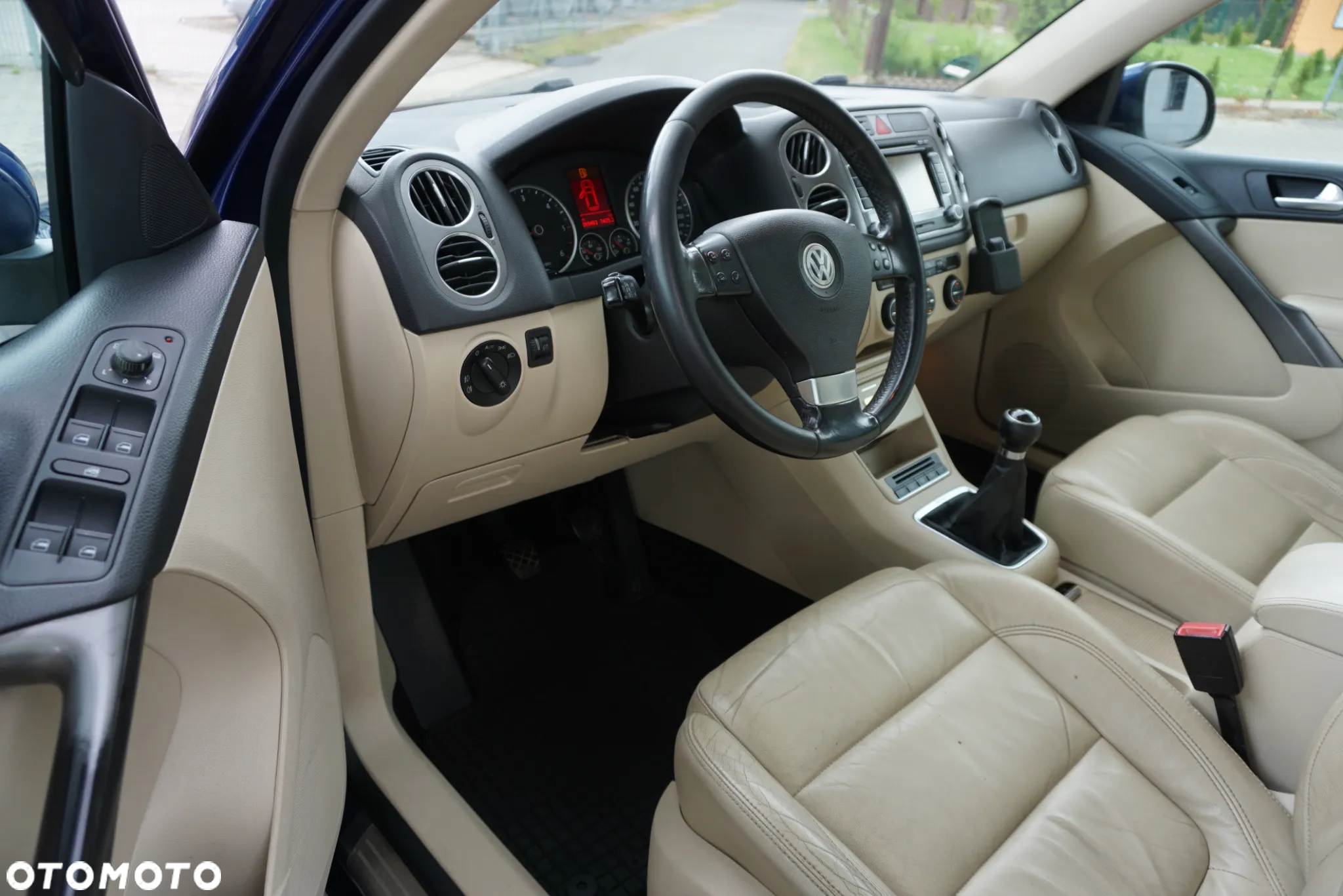 Volkswagen Tiguan 2.0 TDI 4Mot Sport&Style - 9