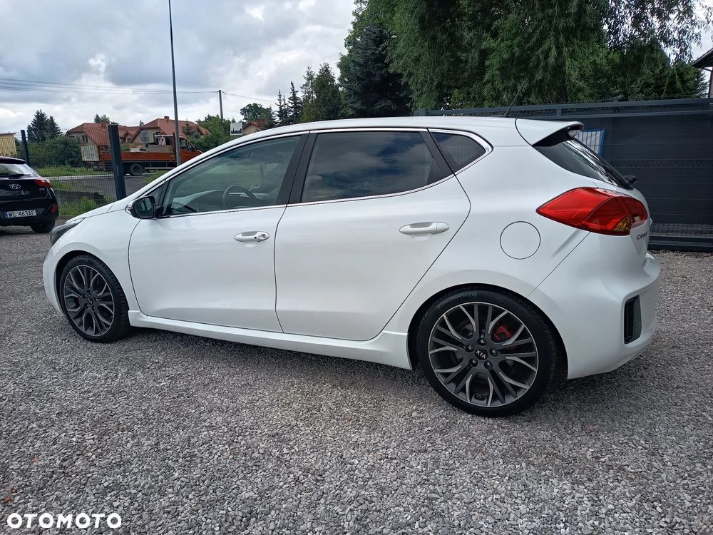 Kia Ceed 1.6 T-GDI GT - 5