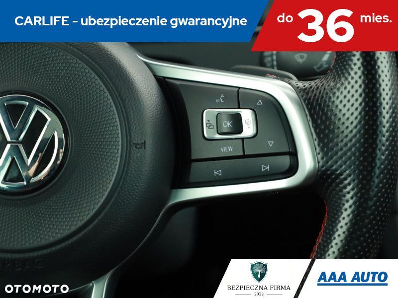 Volkswagen Golf - 18