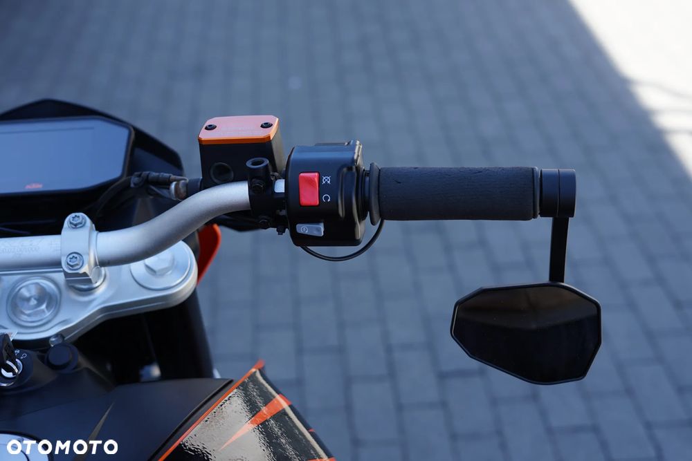 KTM Duke - 17