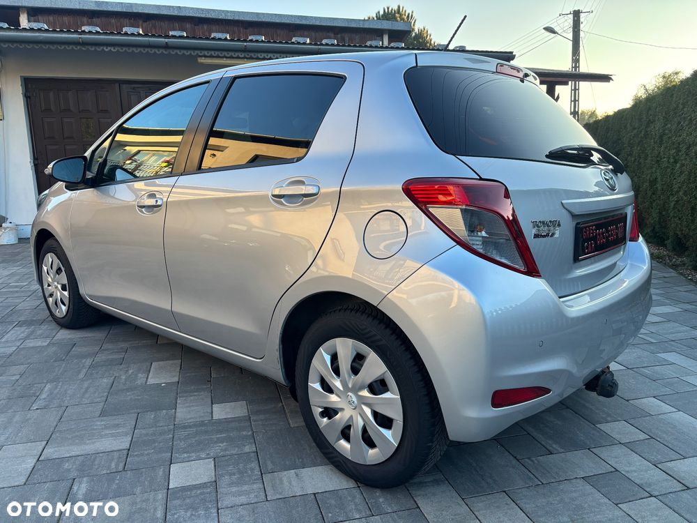 Toyota Yaris - 8