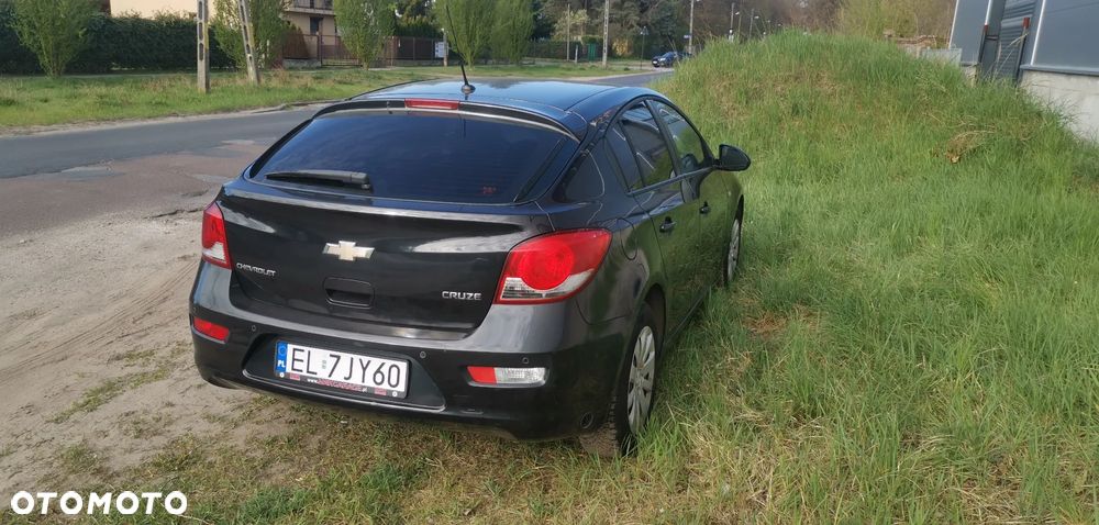 Chevrolet Cruze 1.8 Base - 14