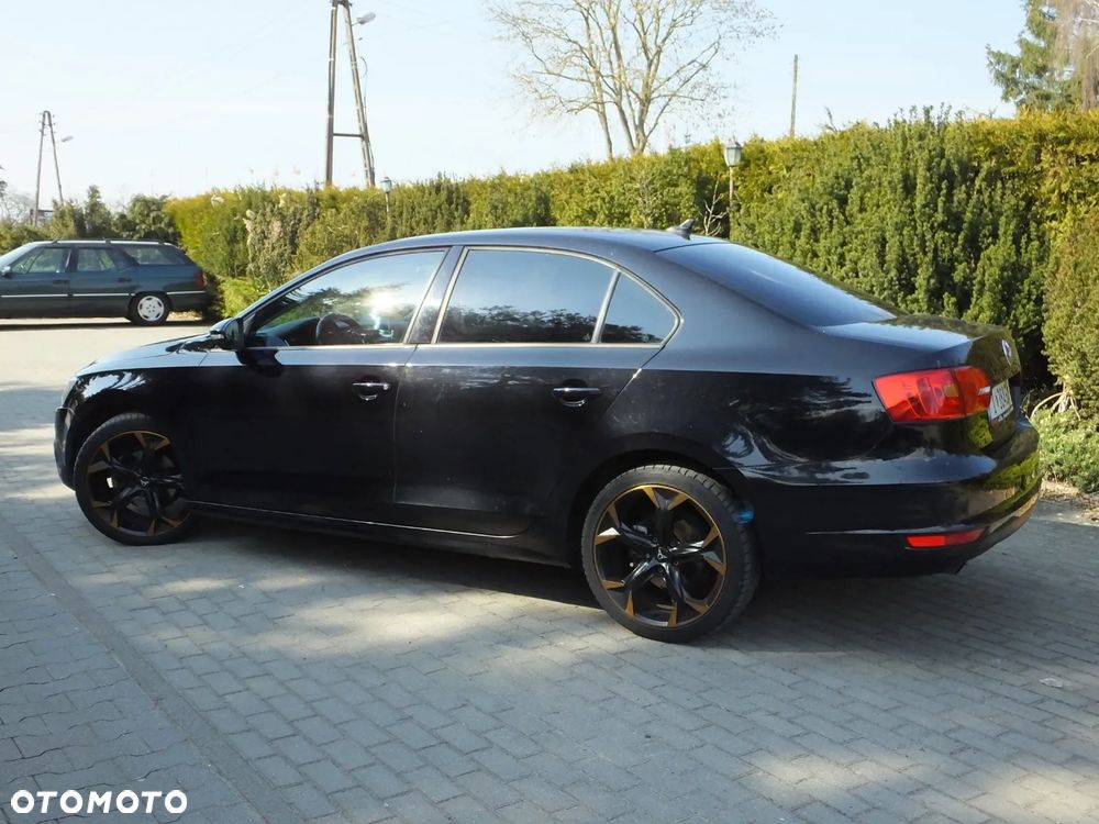 Volkswagen Jetta 1.6 TDI DPF Comfortline - 9