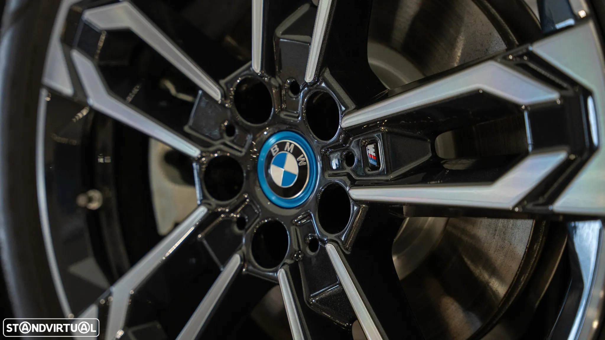 BMW iX1 xDrive30 Pack Desportivo M - 37