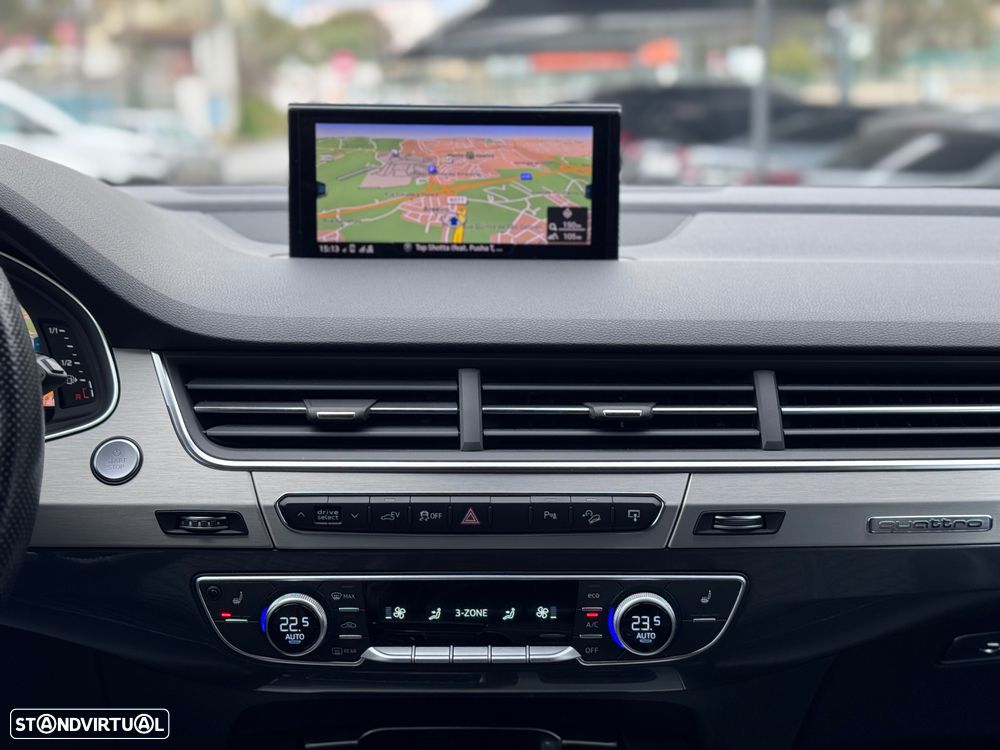 Audi Q7 3.0 TDI e-tron quattro S-line Tiptronic - 11