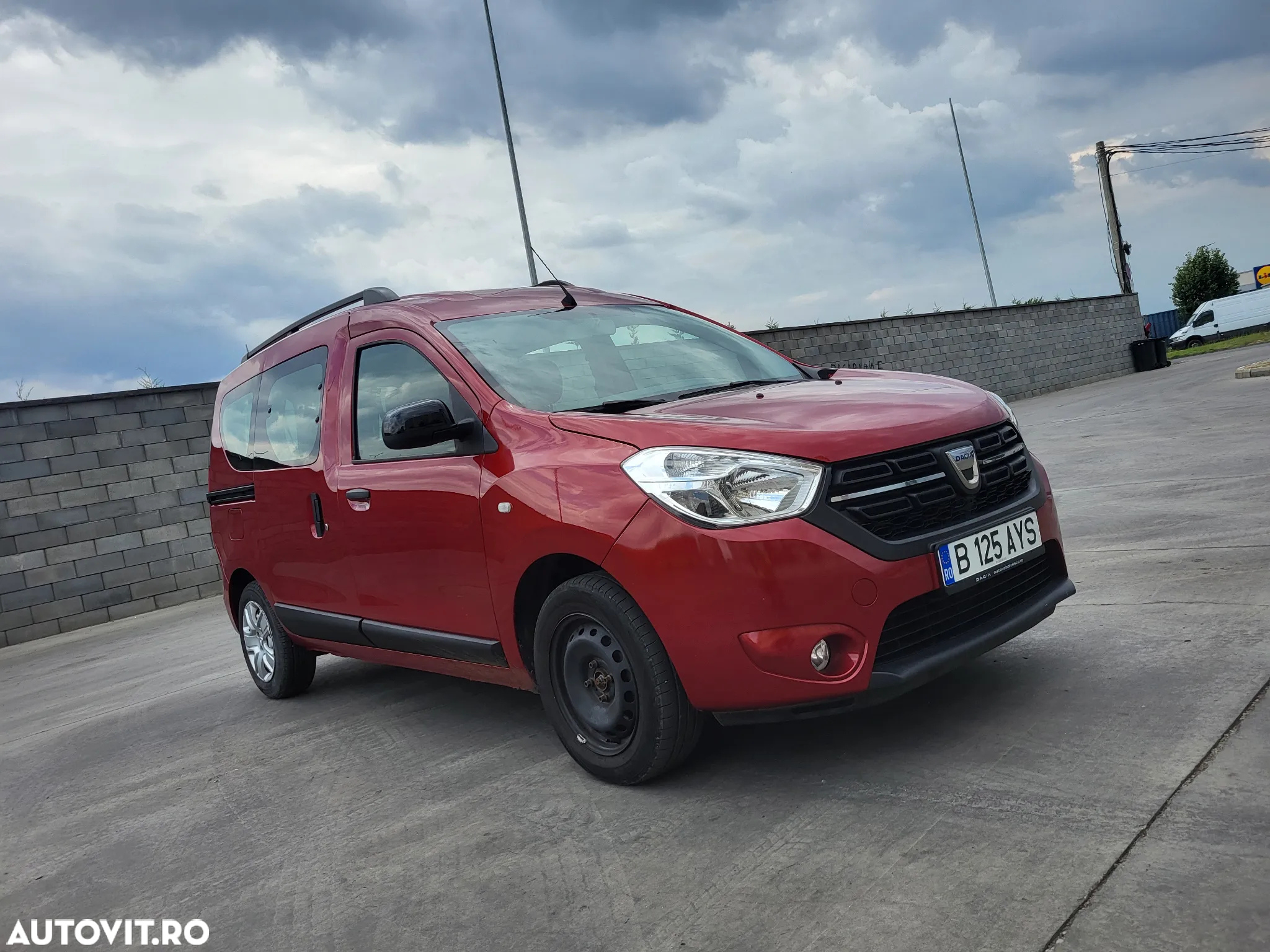 Dacia Dokker TCe 102 GPF Laureate - 2