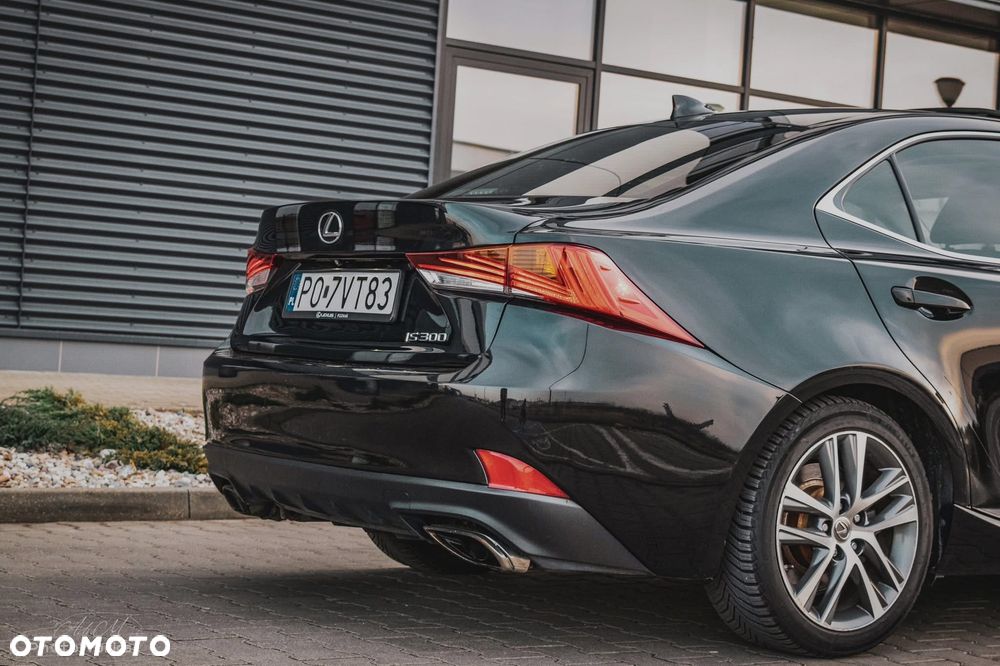 Lexus IS 200t Sport Line - 15