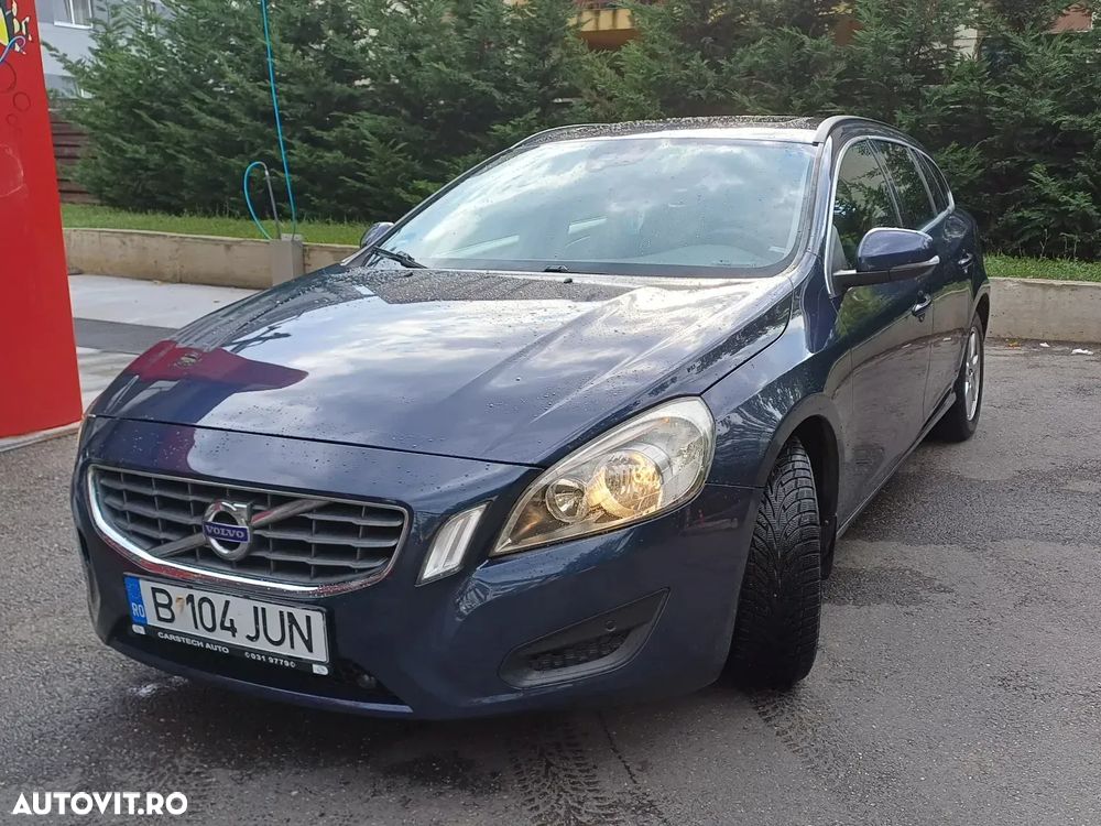 Volvo V60 DRIVe Start-Stop Basic - 2